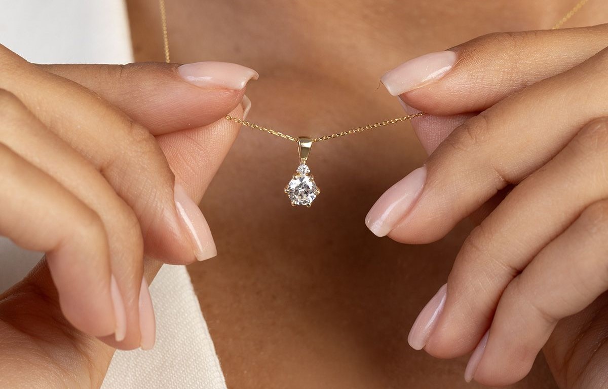 privesky-zlato-diamanty